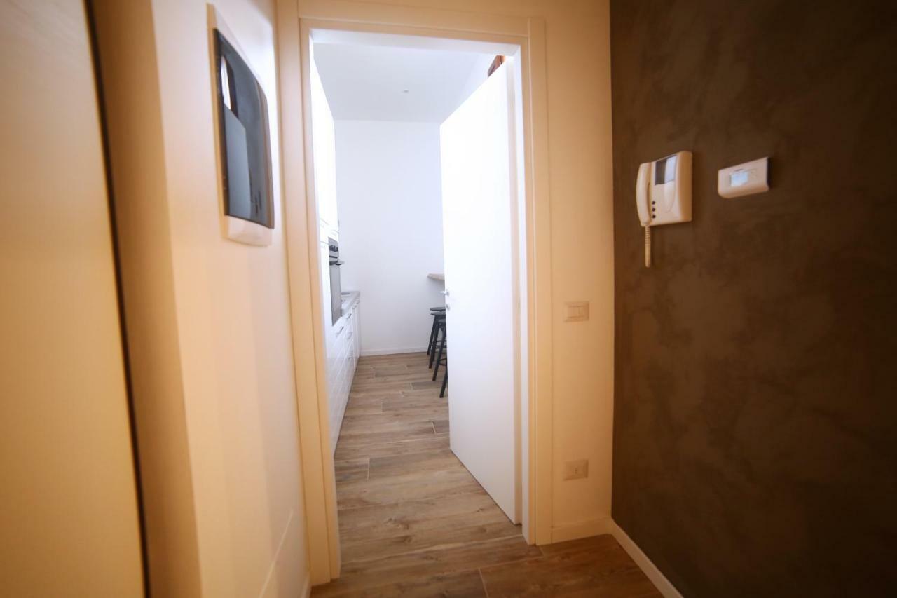 Garibaldi Fifty Attic Near Duomo Apartment มิลาน ภายนอก รูปภาพ