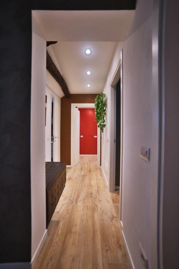 Garibaldi Fifty Attic Near Duomo Apartment มิลาน ภายนอก รูปภาพ