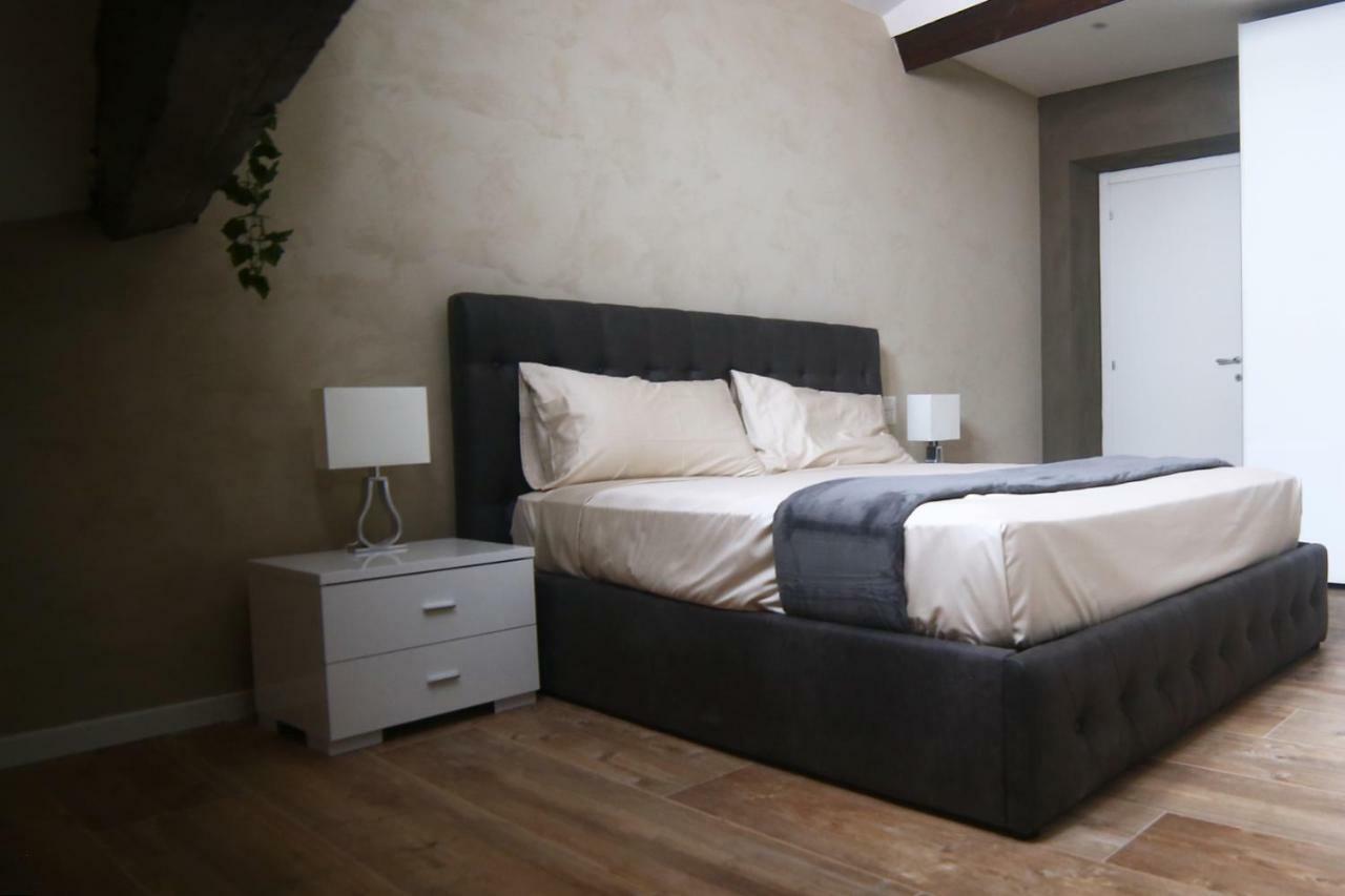 Garibaldi Fifty Attic Near Duomo Apartment มิลาน ภายนอก รูปภาพ